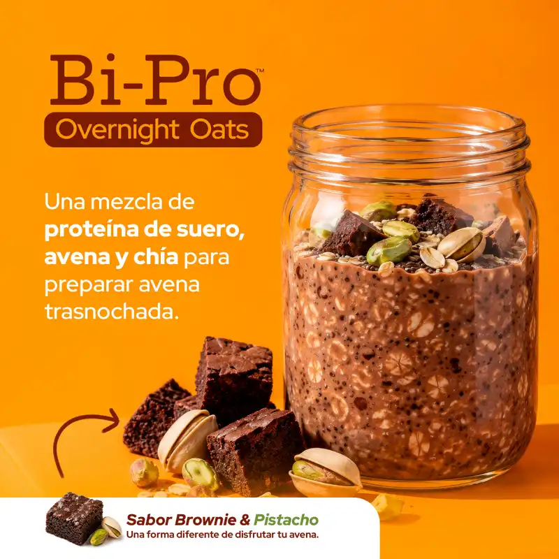 Frasco de Bi-Pro Overnight Oats sabor Brownie & Pistacho, mezcla de proteína de suero, avena y chía para preparar avena trasnochada
